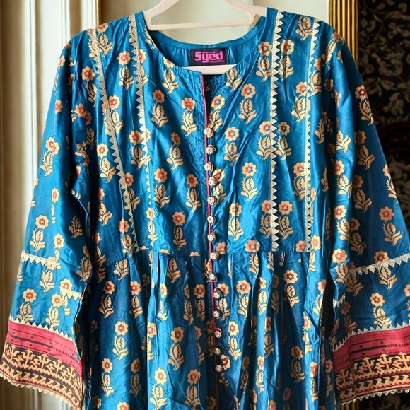 Boho Chic Blue Floral Maxi Dress - Picture 3 of 13